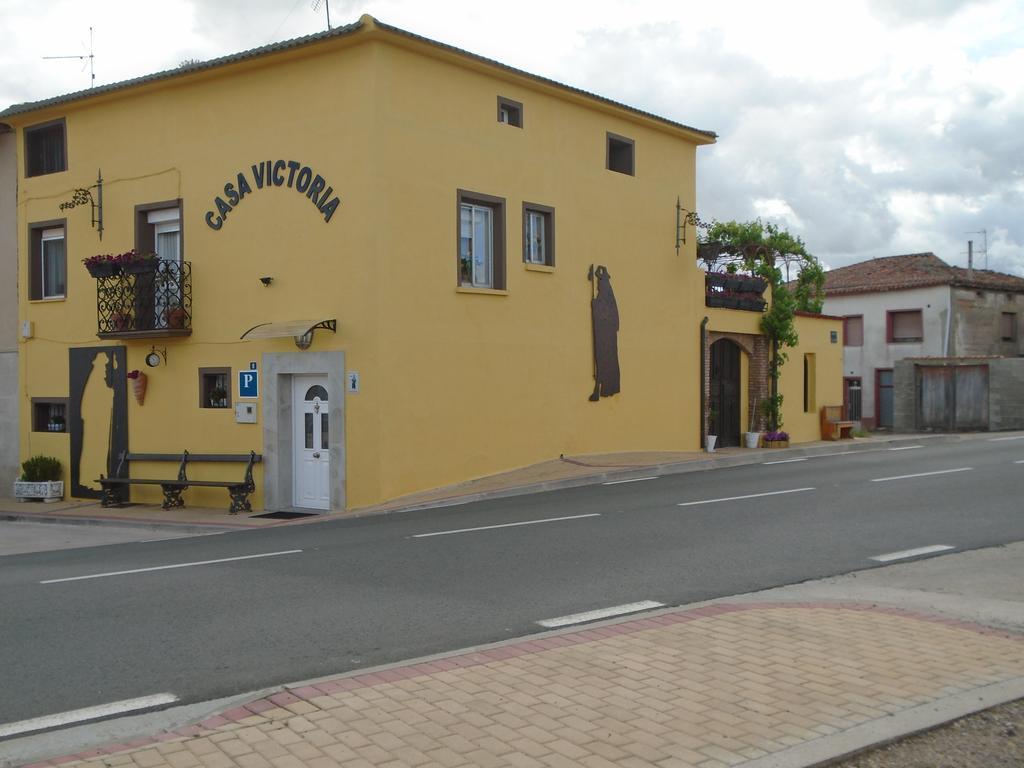 Casa Victoria Hotel Ciruena Exterior photo